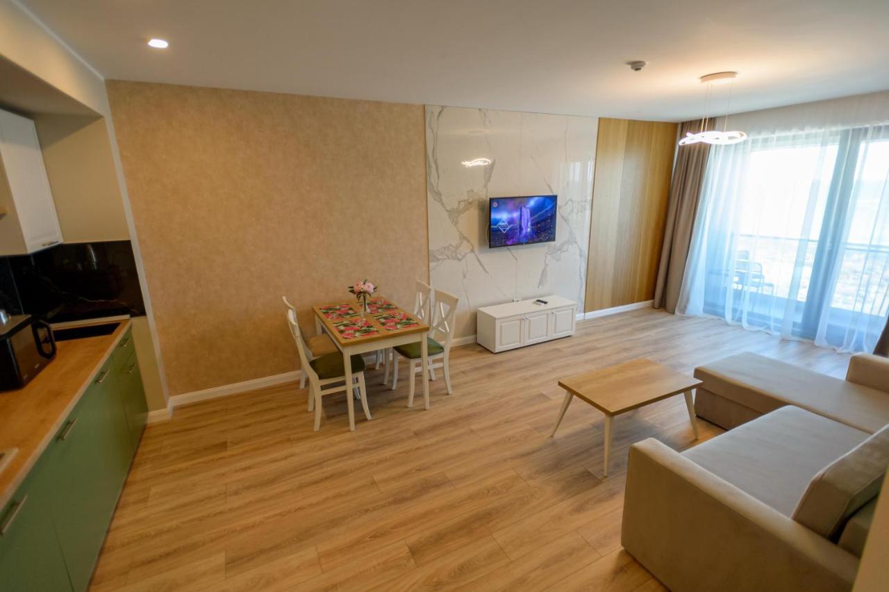 Plazza Mamaia Nord Aparthotel Năvodari Buitenkant foto
