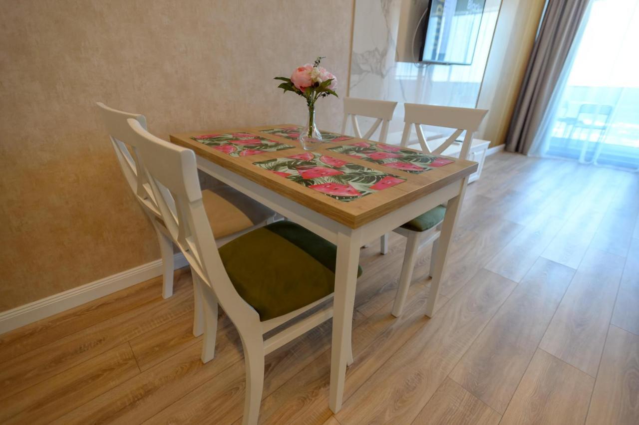 Plazza Mamaia Nord Aparthotel Năvodari Buitenkant foto