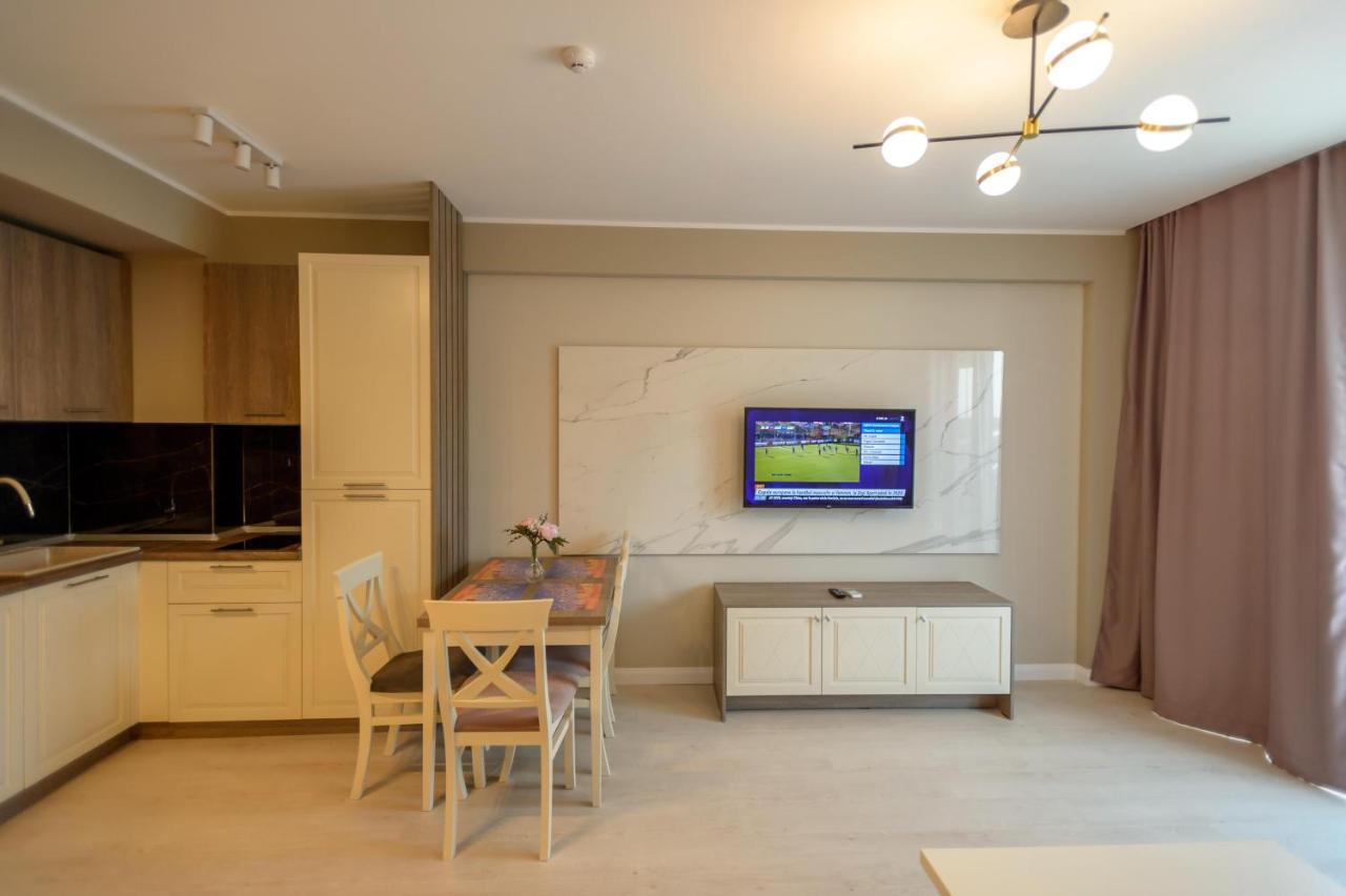 Plazza Mamaia Nord Aparthotel Năvodari Buitenkant foto