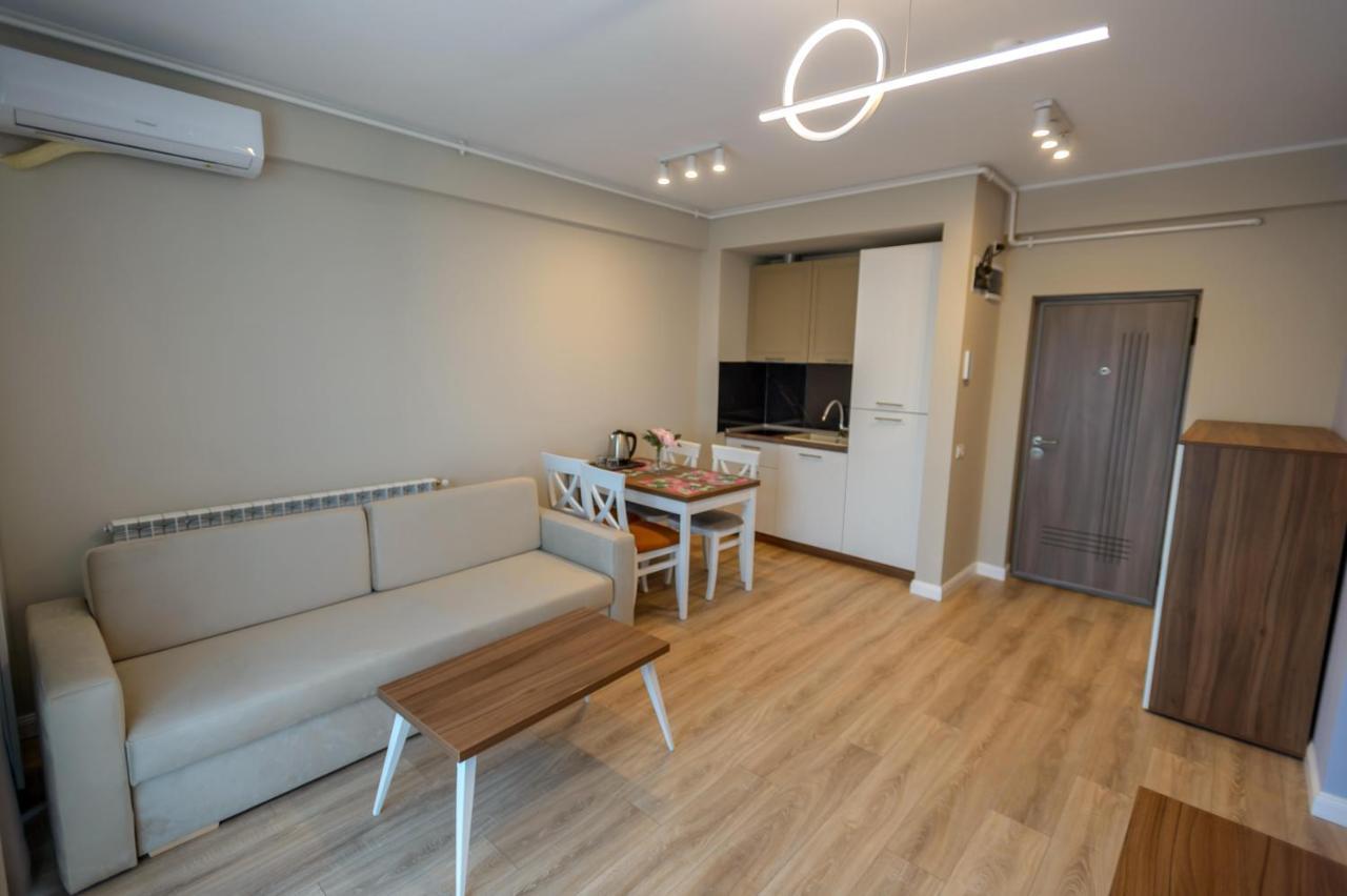 Plazza Mamaia Nord Aparthotel Năvodari Buitenkant foto