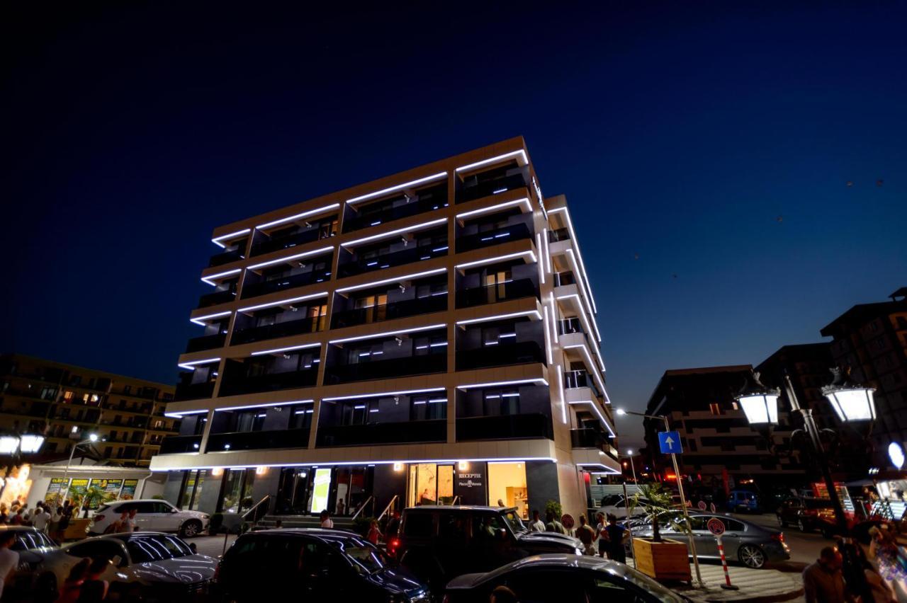 Plazza Mamaia Nord Aparthotel Năvodari Buitenkant foto